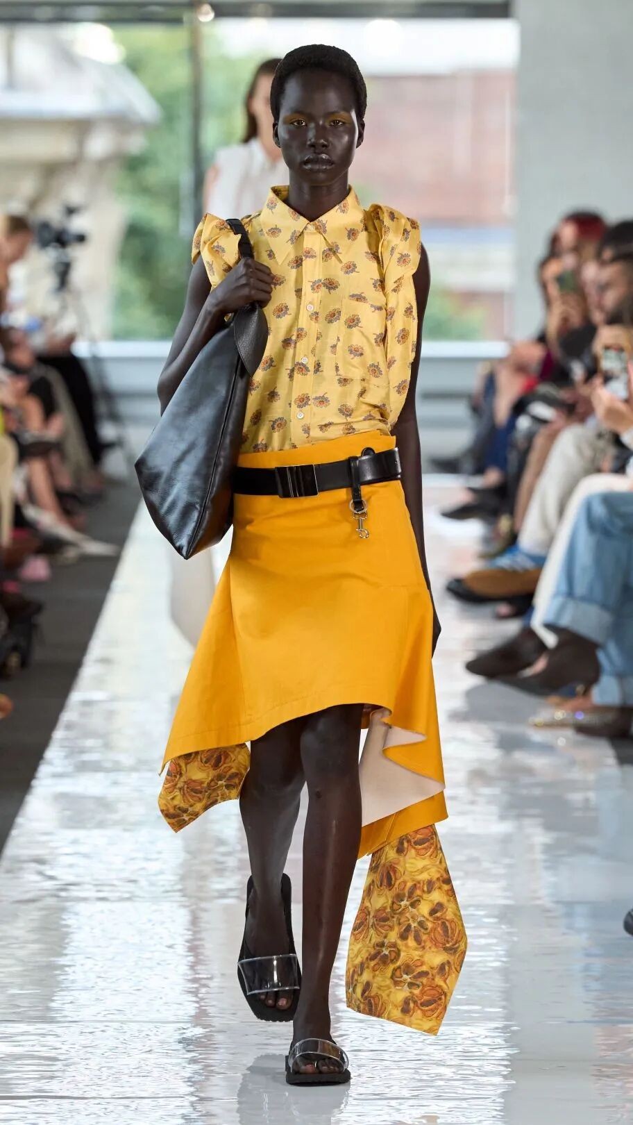 2026春夏十大流行色彩 第31张 - 哥顿服装设计网