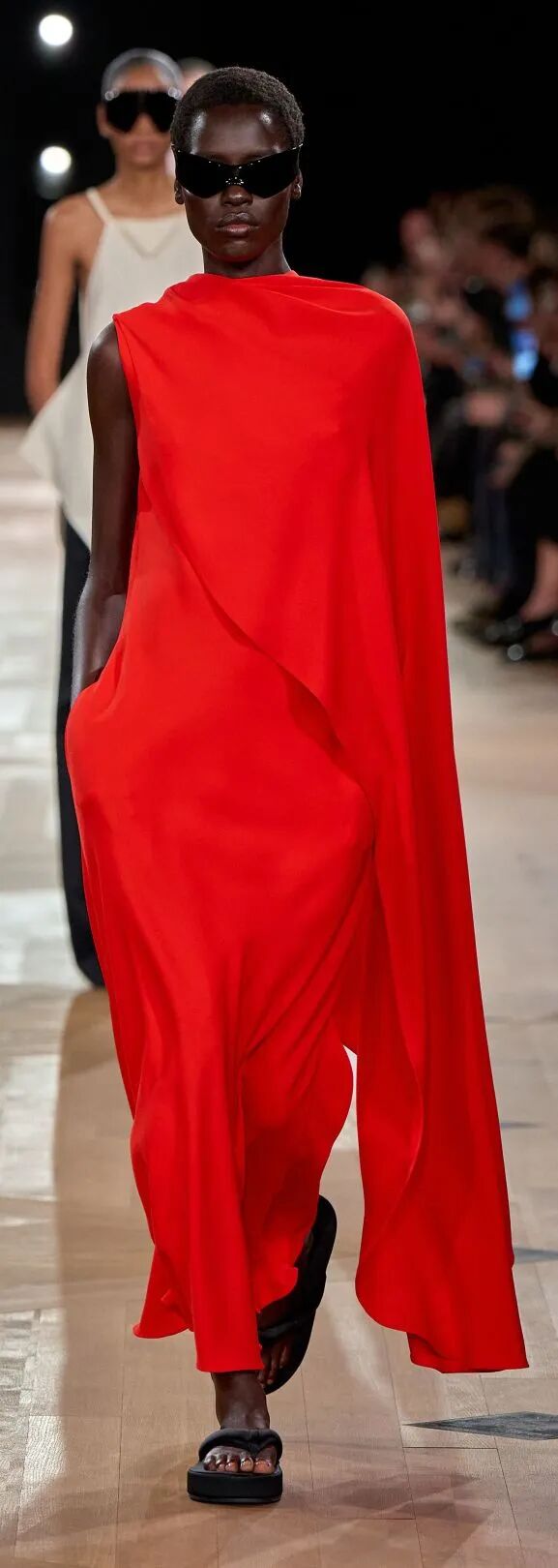 2026春夏十大流行色彩 第41张 - 哥顿服装设计网