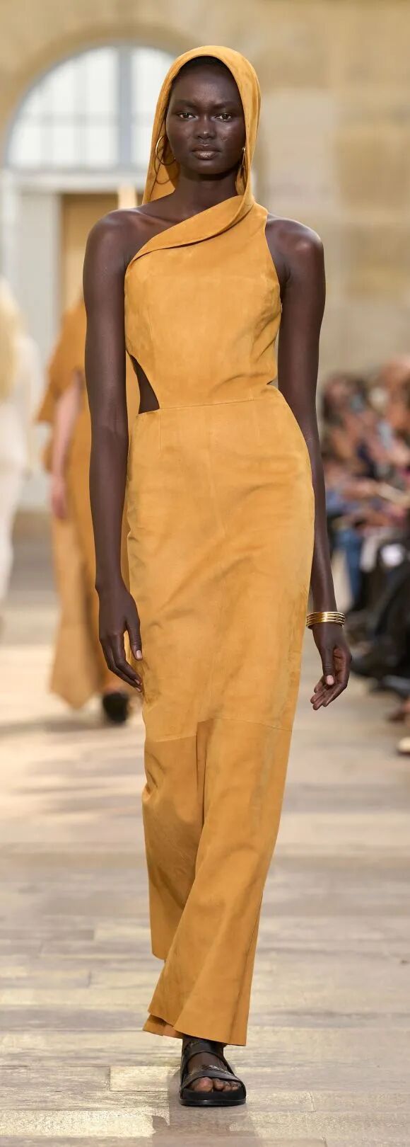 2026春夏十大流行色彩 第62张 - 哥顿服装设计网