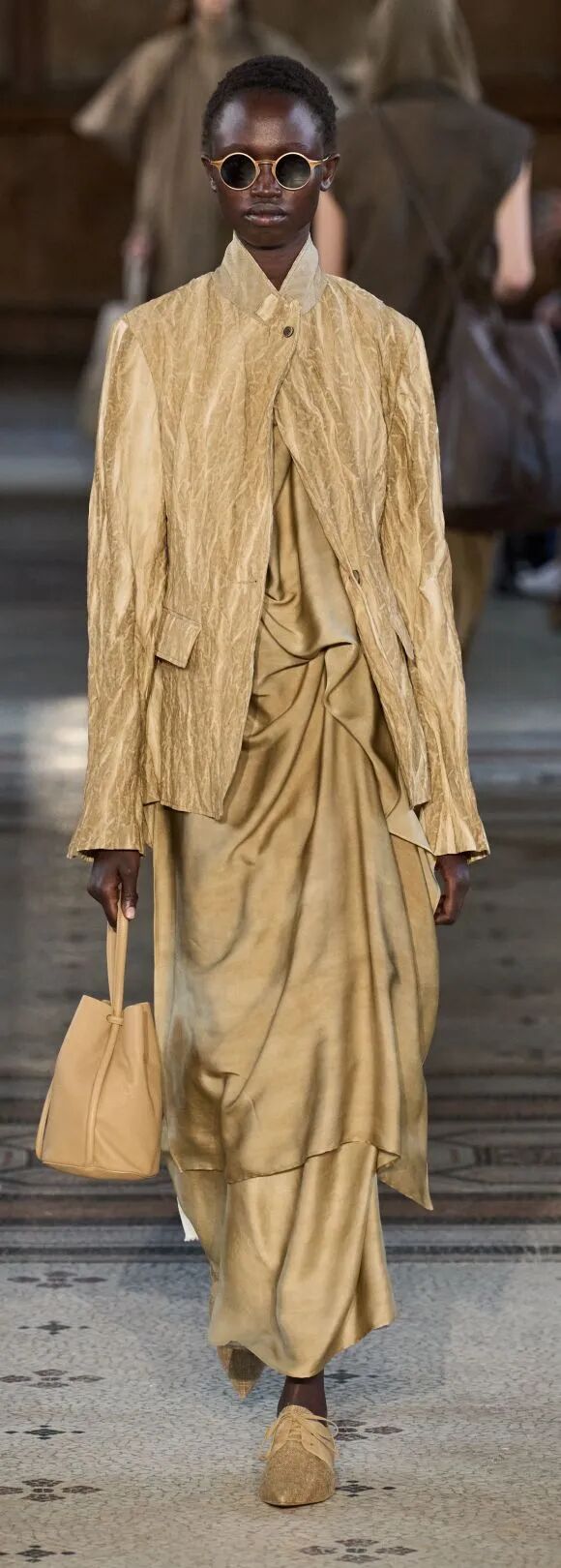 2026春夏十大流行色彩 第68张 - 哥顿服装设计网