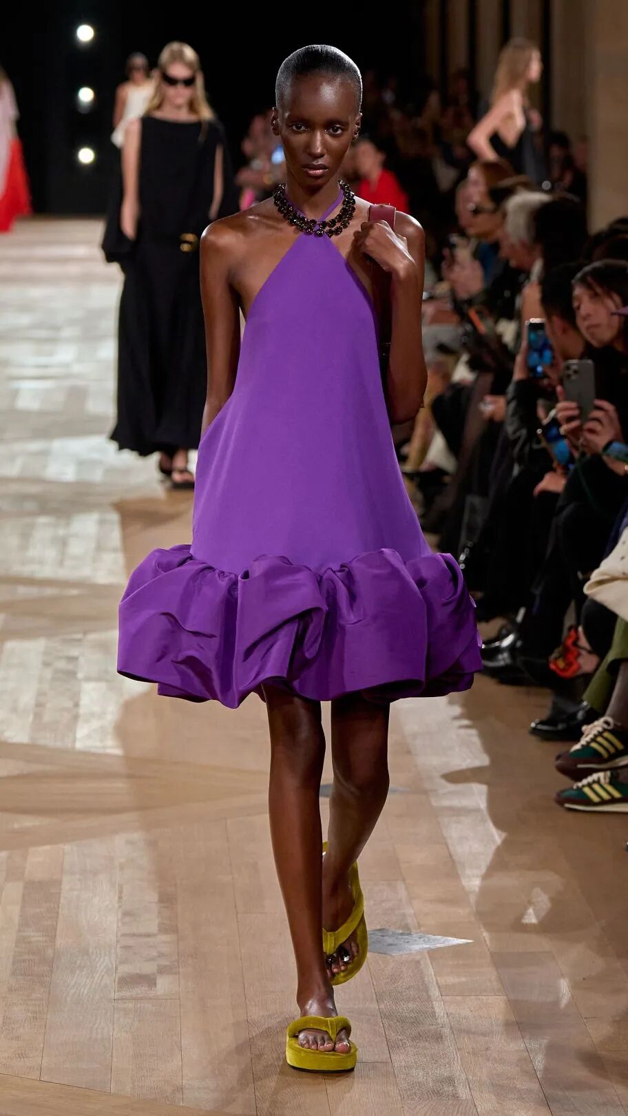 2026春夏十大流行色彩 第45张 - 哥顿服装设计网