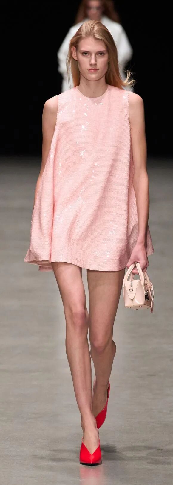 2026春夏十大流行色彩 第5张 - 哥顿服装设计网