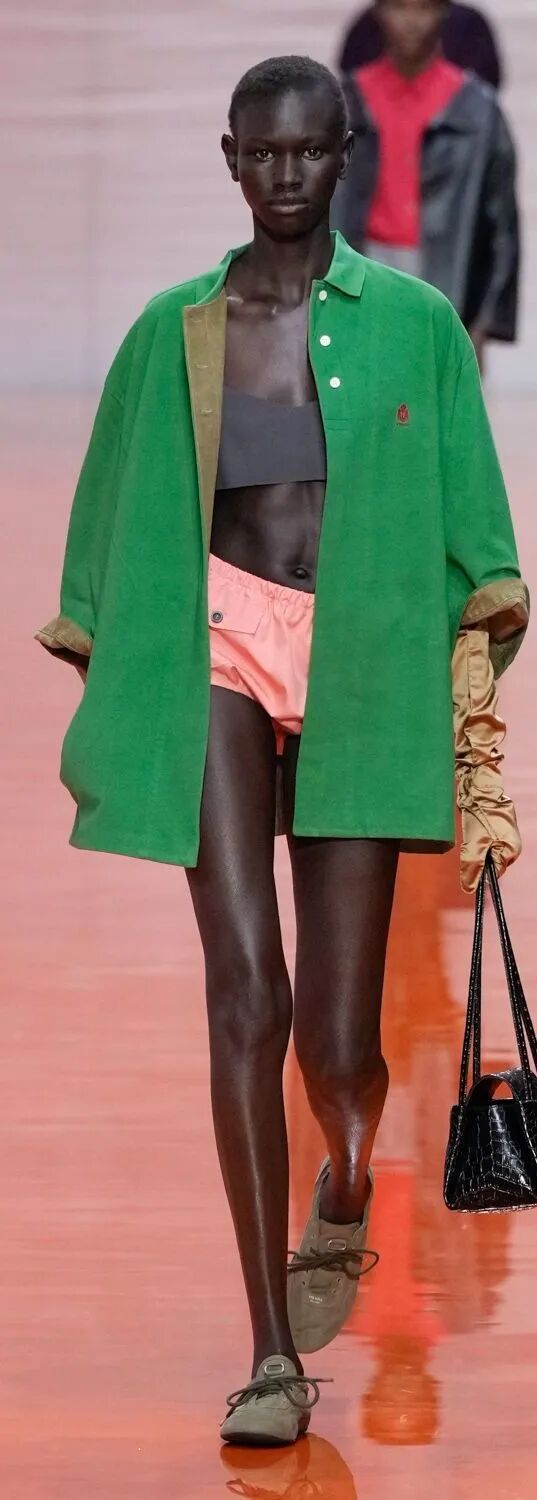 2026春夏十大流行色彩 第14张 - 哥顿服装设计网